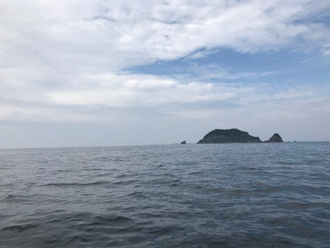 alt="片島沖の風景"